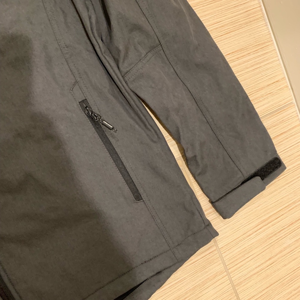 🆕 Storm tech Jacket - Picture 3 of 8